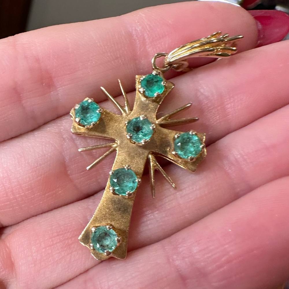 14k or 18k emerald cross